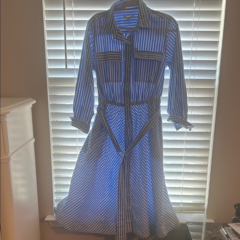 Elegant Blue Striped Long Sleeve Dress
